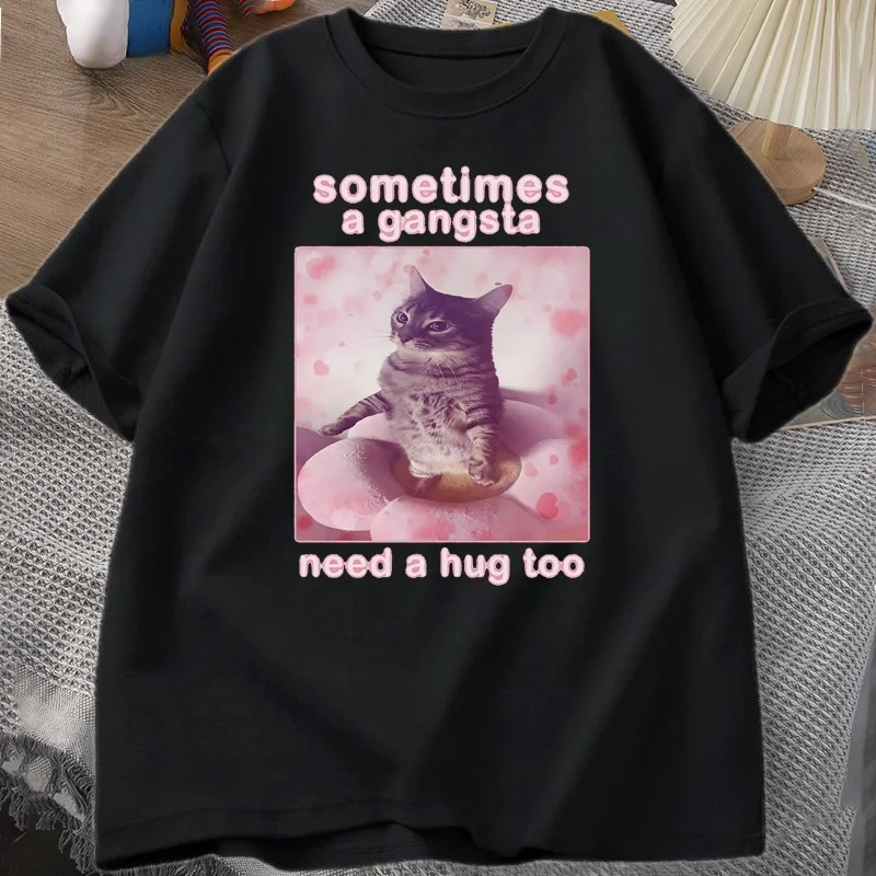 Sometimes A Gangsta Need A Hug - Summer Clothing Needs recensione e prezzo