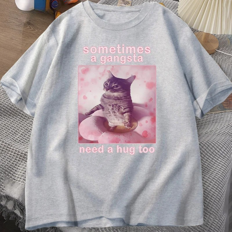 Sometimes A Gangsta Need A Hug - Summer Clothing Needs recensione e prezzo