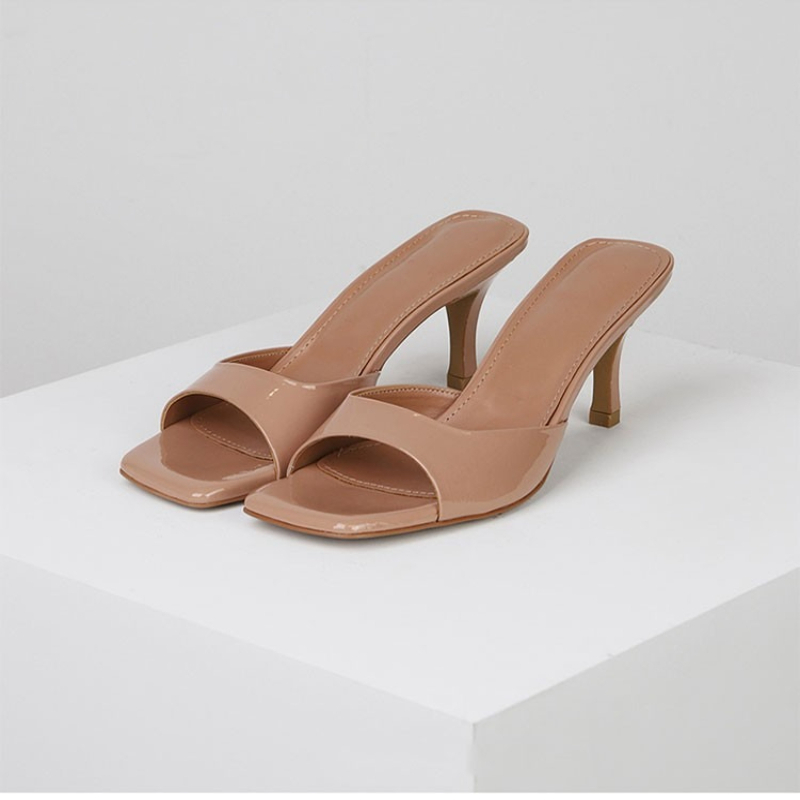New Summer Women's Slippers Lu - Summer Clothing Stores recensione e prezzo