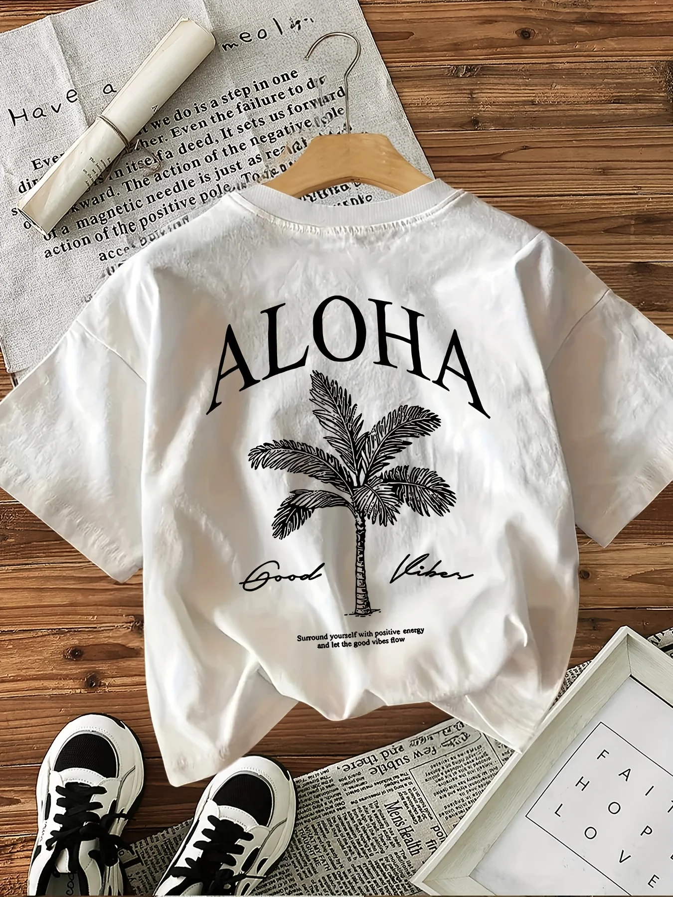 Women's Aloha Good Vibes Graph - Summer Clothing Vibes recensione e prezzo