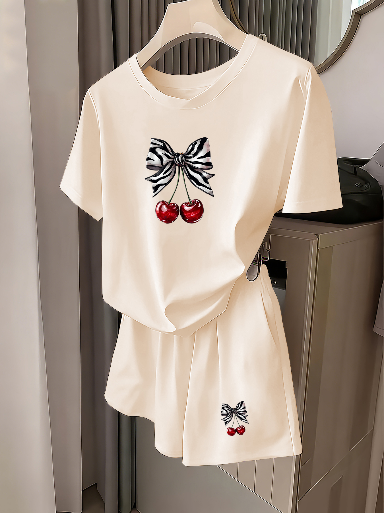 Women's Casual Outfit, a Must- - Summer Clothing Vibes recensione e prezzo