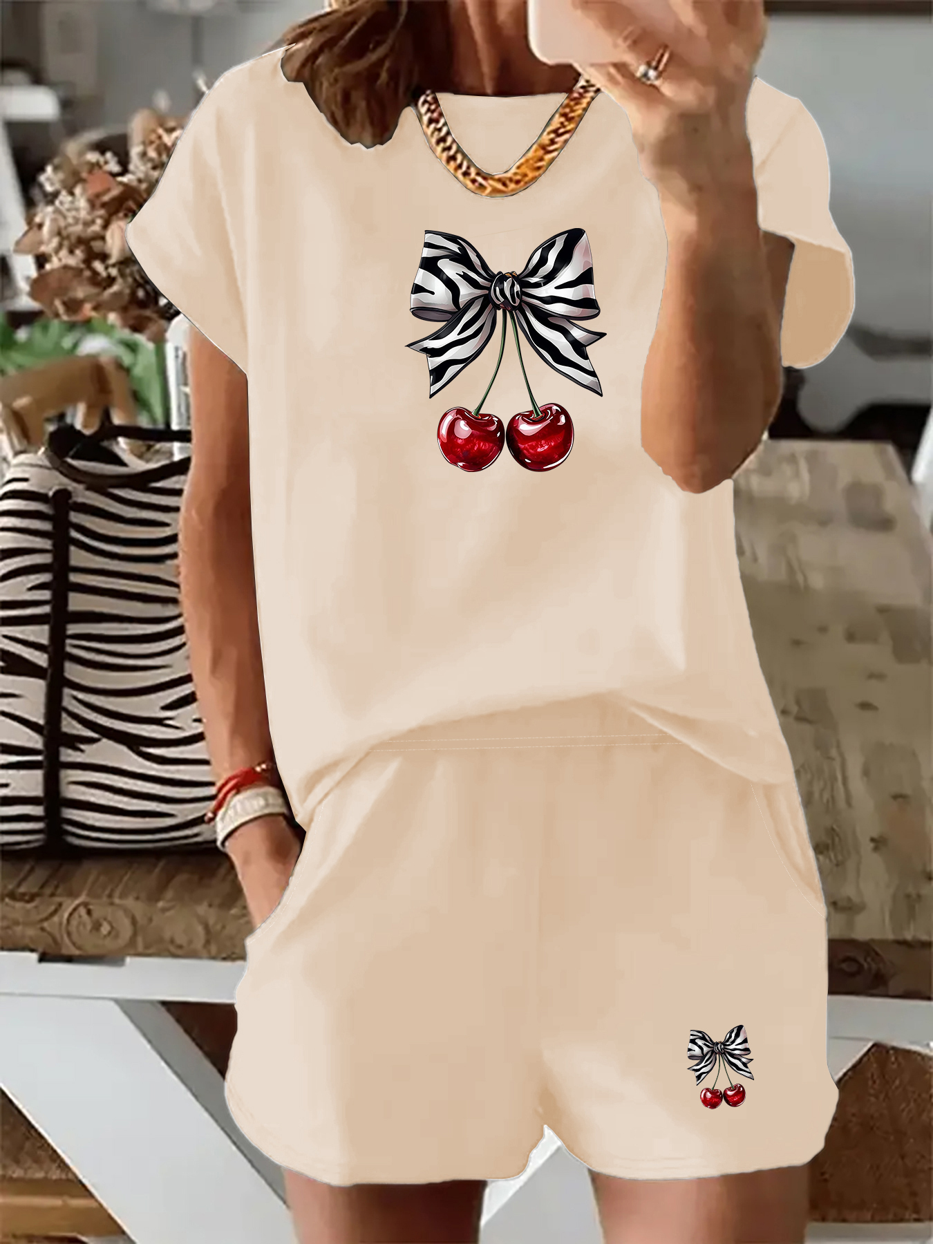 Women's Casual Outfit, a Must- - Summer Clothing Vibes recensione e prezzo